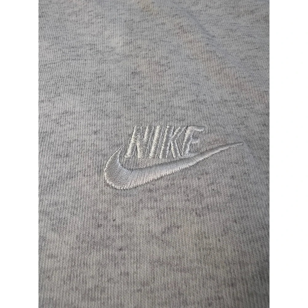 Nike Mens Loose Fit Grey Heather Embroidered Logo T-Shirt DO7392-051 XL